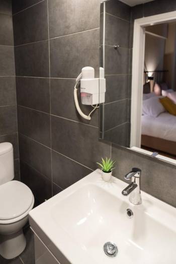 Triple Room8